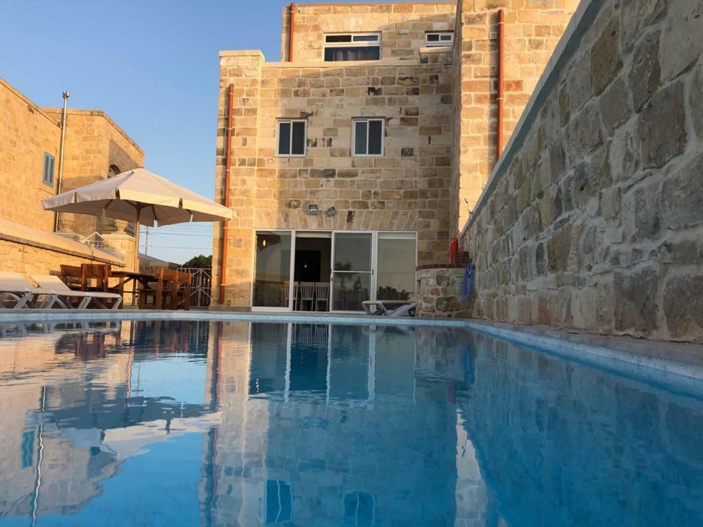 Villa Chossie Żejtun Екстериор снимка